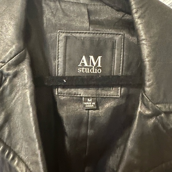 SOLD - AM STUDIO LAMB LEATHER COAT SIZE SMALL/X-SMALL - Picture 9 of 9